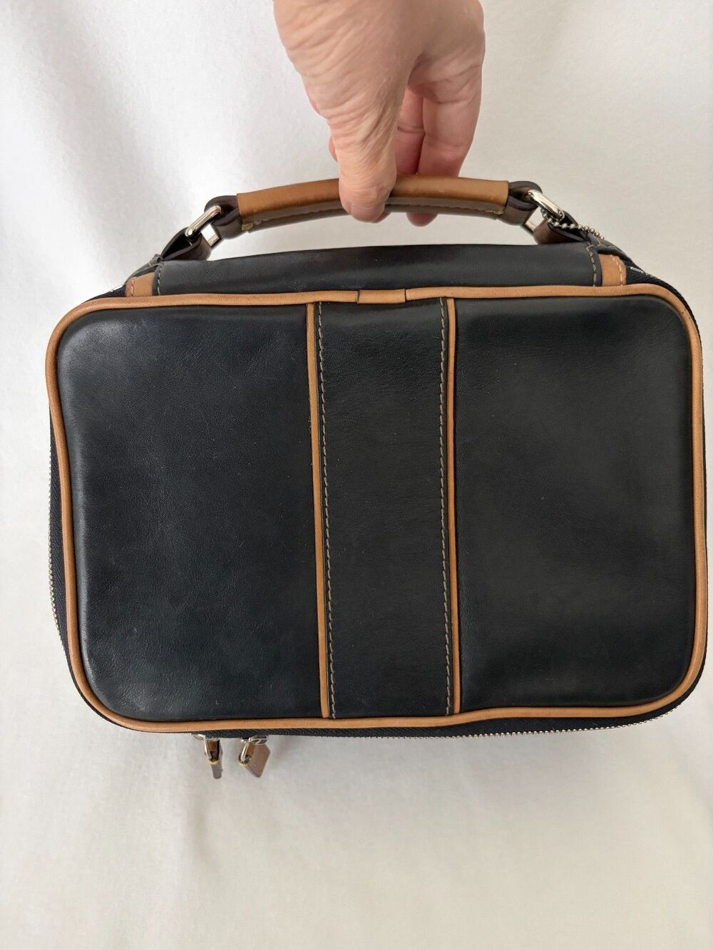 COACH Vintage Leather Toiletry Bag Costmetic Pouch Black - Picture 2 of 14